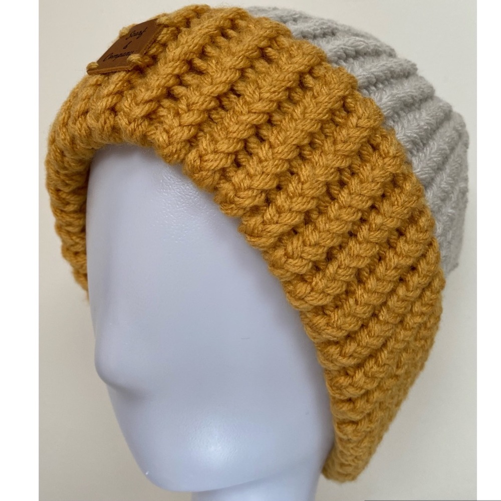 NWT Loom Knitted Hats, Warm and cozy, Knitting, Hats, Handmade by Seller. Unisex